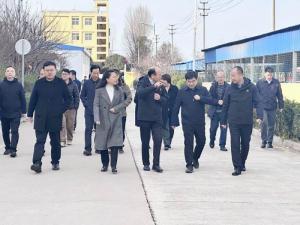 市委常委、副市長(zhǎng)潘開(kāi)名蒞臨洛陽(yáng)正大食品調(diào)研